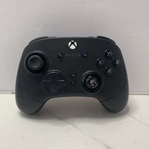 Razer Wolverine V3 TE Tournament Edition Controller RZ06-0521